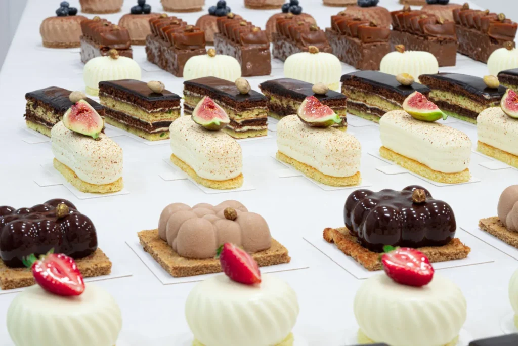 petit-fours-surtidos-w