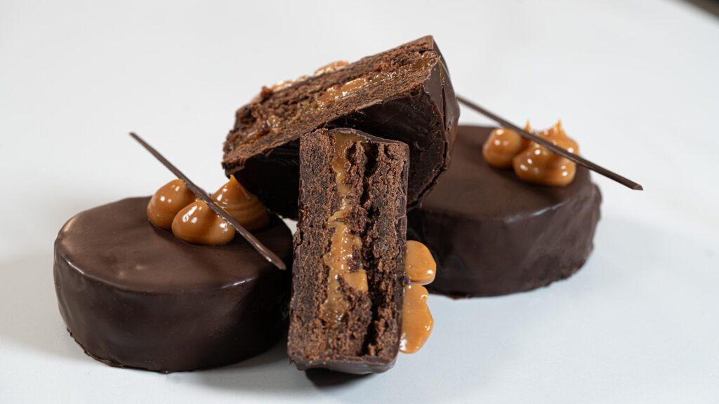 Torta de chocolate con frutos secos