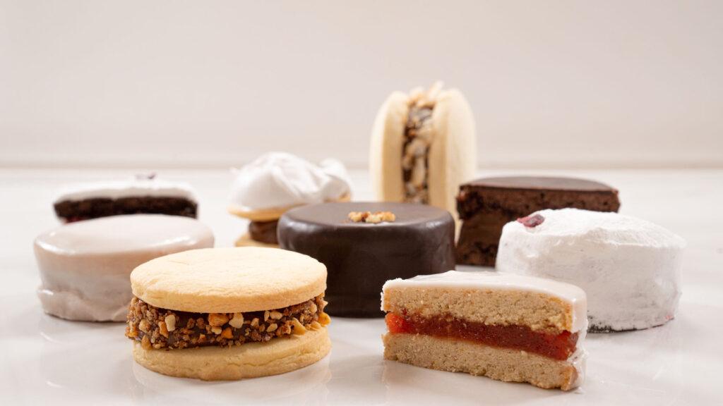 Variedad de postres individuales